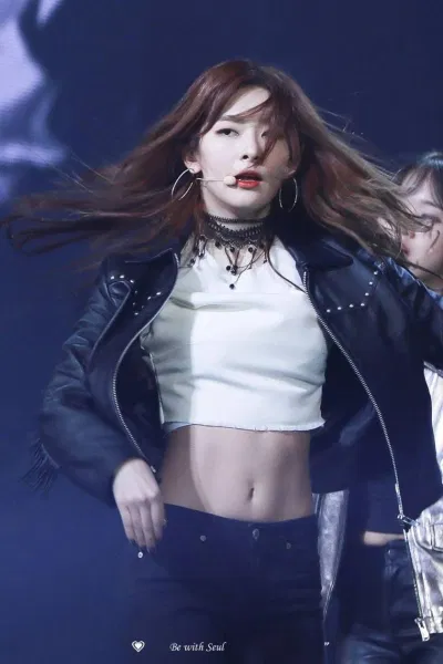 Seulgi (Red Velvet)