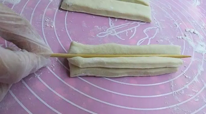 Cách làm quẩy nóng giòn