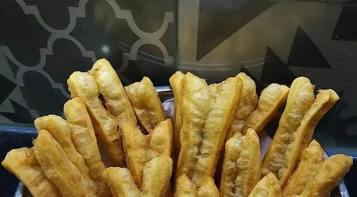 Cách làm quẩy nóng giòn