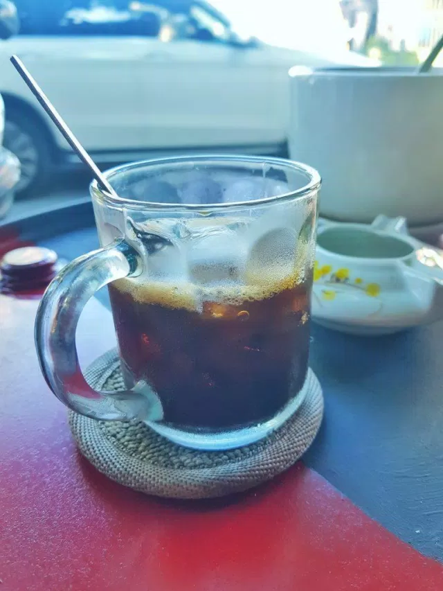 Cuối tuần lạc vào quán bia tây Devo Cafe and Beer