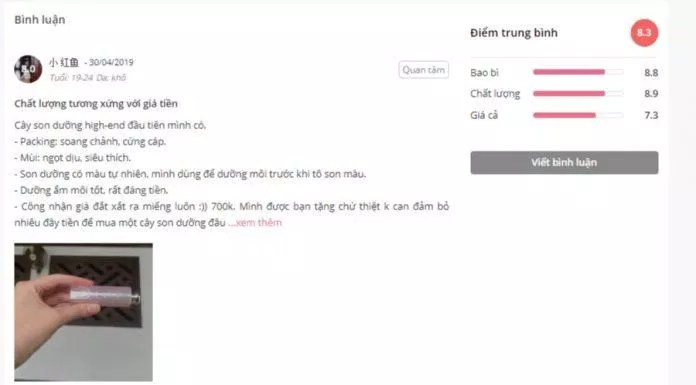 Nhận xét của một khách hàng về Dior Lip Glow trên Sheis.vn (Nguồn: BlogAnChoi)