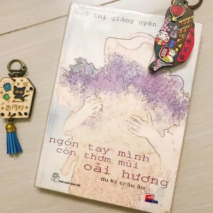 Ngón Tay Mình Còn Thơm Mùi Oải Hương ngón tay mình còn thơm mùi oải hương