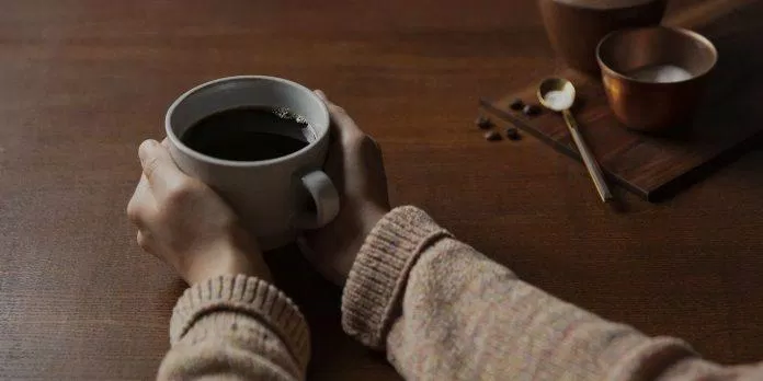 Một tách cà phê không giúp bạn tỉnh táo hơn
