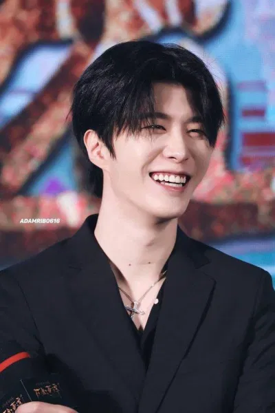 Vậy là chàng fanboy cũng được "thỏa mãn ước nguyện" của mình rồi pham tthua thua