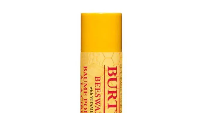 Review son dưỡng Burts Bee Natural Moisturizing Beeswax Lip Balm: cho môi căng mọng bảo vệ môi beeswax burts bee dưỡng môi lành tính Mỹ mỹ phẩm Mỹ review mỹ phẩm review son dưỡng sáp ong son dưỡng son dưỡng bình dân son dưỡng burts bee son dưỡng Burt’s Bee Natural Moisturizing Beeswax Lip Balm son dưỡng giá rẻ son dưỡng sáp ong son dưỡng tốt bình dân son môi nổi tiếng thương hiệu burts bee trị thâm môi