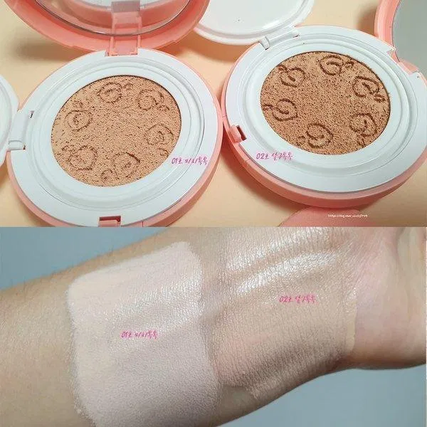 Phấn nước trái đào Black Rouge có 2 tone màu để lựa chọn.. (nguồn: Internet)