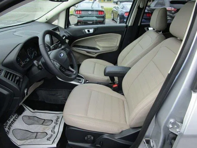 Ford EcoSport 2019 Ghế được thiết kế bọc da khá đẹp