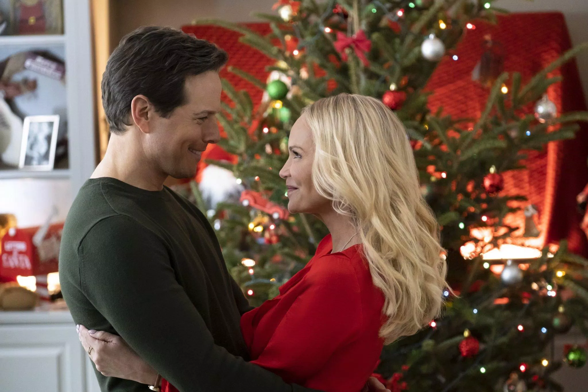 (Ảnh: Internet) A Christmas Love Story