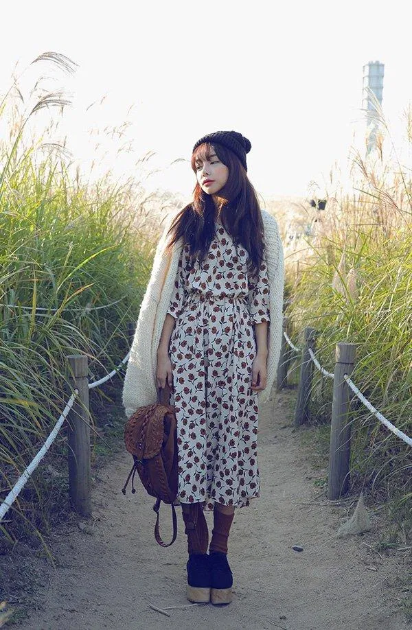 Áo len khoác bên ngoài vào thời tiết này rất phù hợp. (Nguồn: Internet)