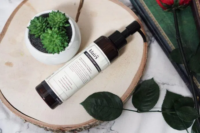 dầu tẩy trang Klairs Gentle Black Deep Cleansing Oil (ảnh: Internet)