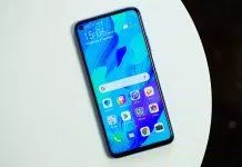 Màn hình của Huawei Nova 5T. Ảnh: internet