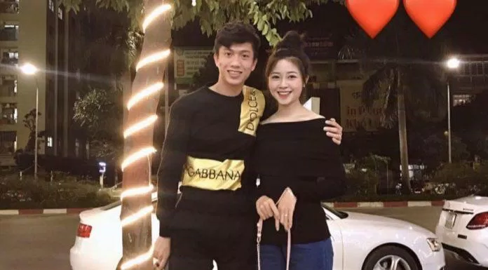 Tiền vệ Phan Văn Đức chính thức cùng vợ bỏ cuộc chơi