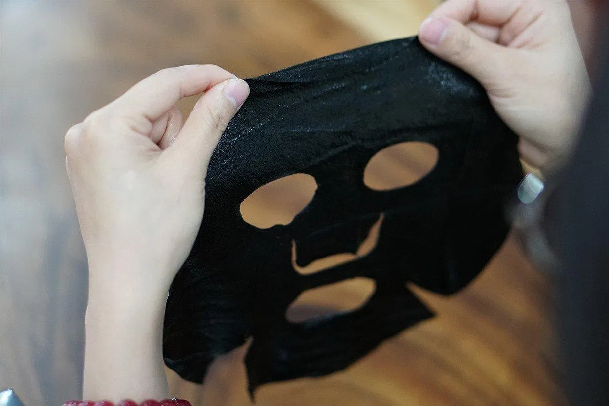 Mặt nạ tràm trà của SEXYLOOK có cách sử dụng thông thường như bao loại mặt nạ khác