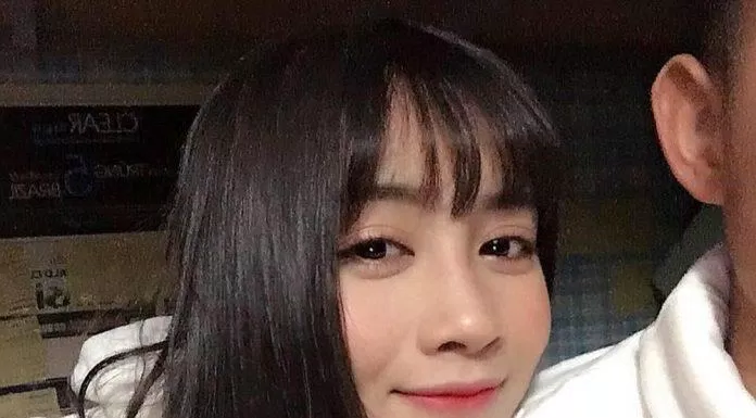Hoàng Thị Loan – hot girl sân cỏ đội tuyển nữ Việt Nam