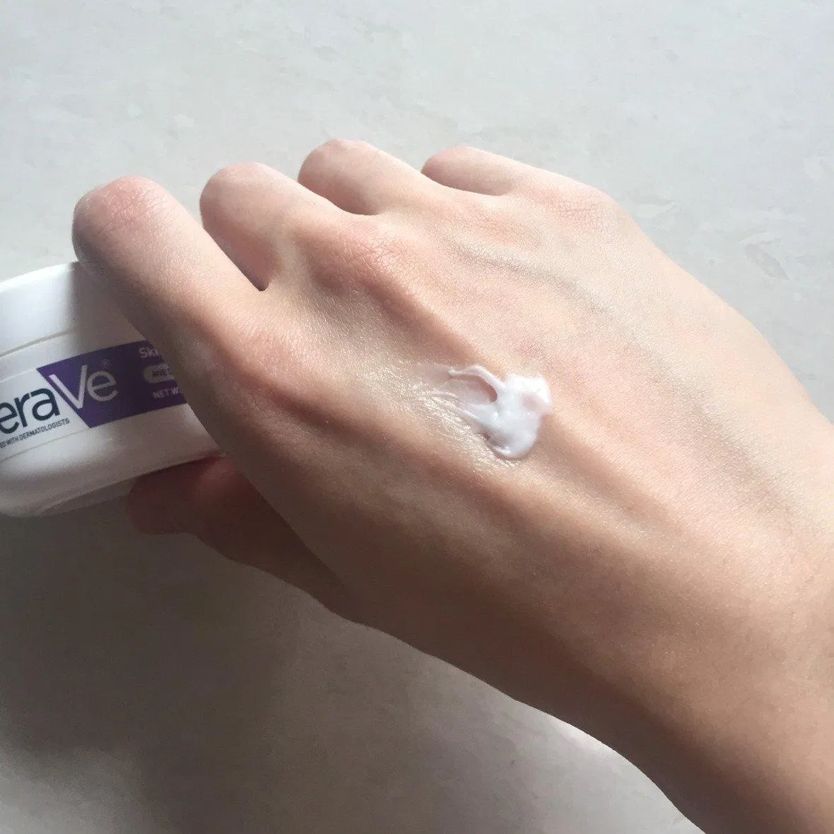 Kem chống lão hóa Cerave mềm mịn, thẩm thấu sâu vào da Kem chống lão hóa Cerave mềm mịn, thẩm thấu sâu vào da (Ảnh: Internet)