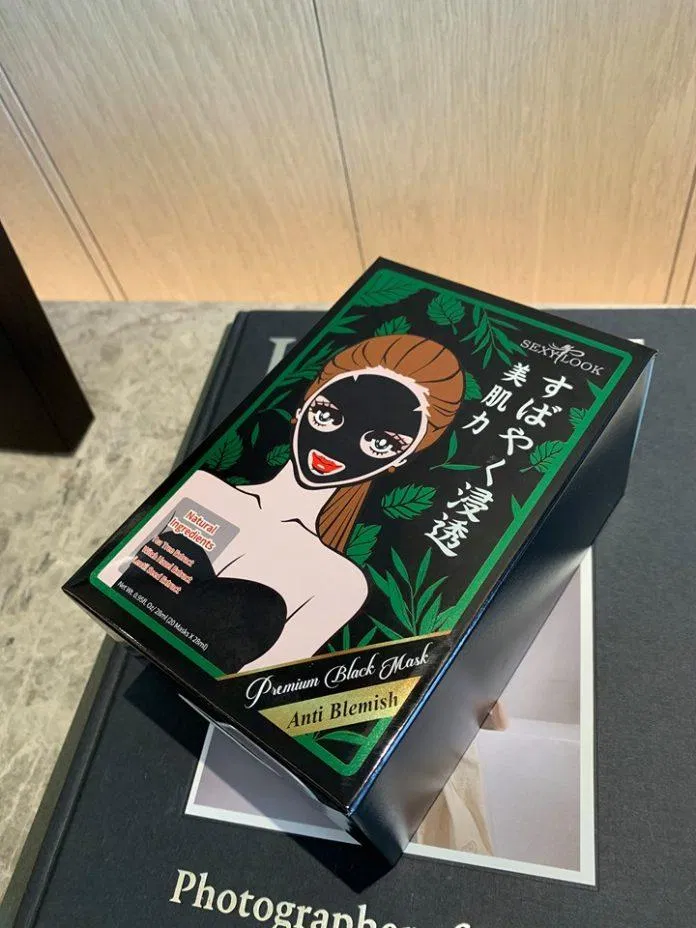 Vỏ giấy vuông vức của mặt nạ tràm trà SEXYLOOK