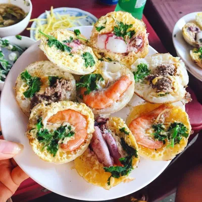 món bánh căn