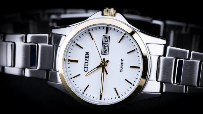 Đồng hồ Citizen EQ0596 87A đầy sang chảnh. (Nguồn: internet).