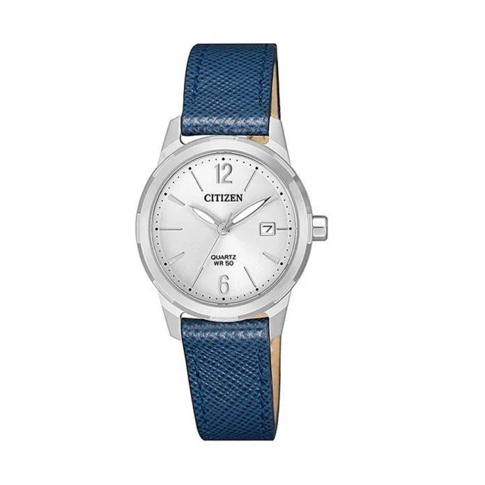 Citizen EU6070 - 19A với chất liệu dây da màu xanh dương đậm cùng thiết kế đơn giản nhưng sang trọng. (Nguồn: internet).