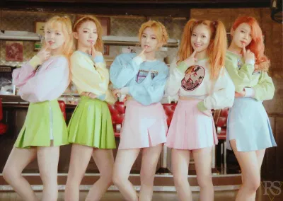 RED VELVET
