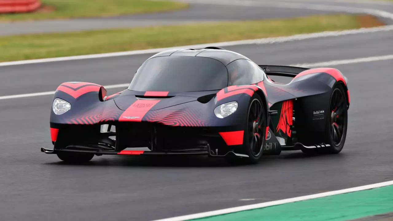 Mẫu siêu xe Aston Martin Valkyrie. Ảnh: internet