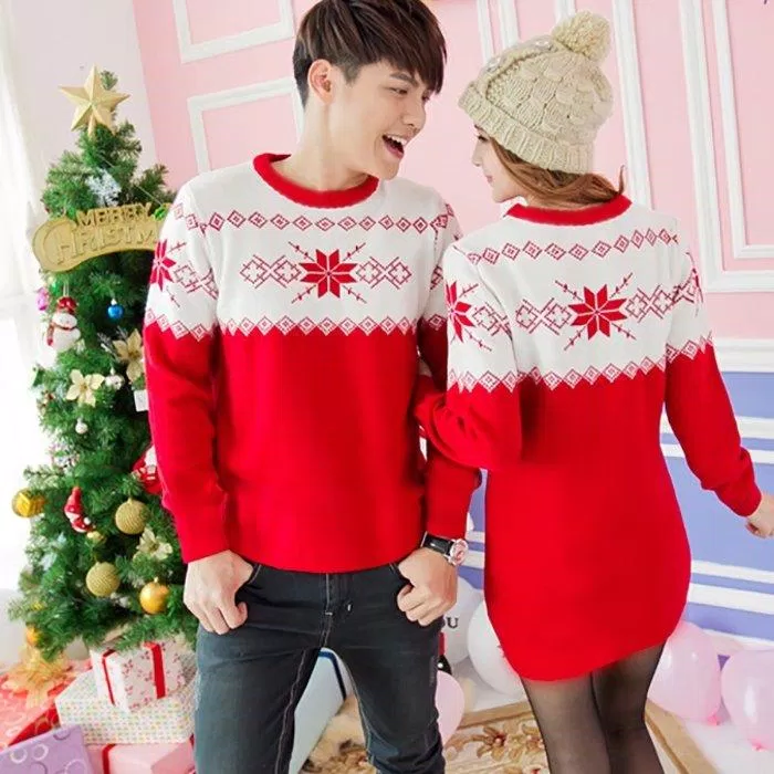 Những cặp đôi yêu nhau diện đồ đôi dịp Giáng sinh chắc chắn nổi bật. (Nguồn: Internet)
