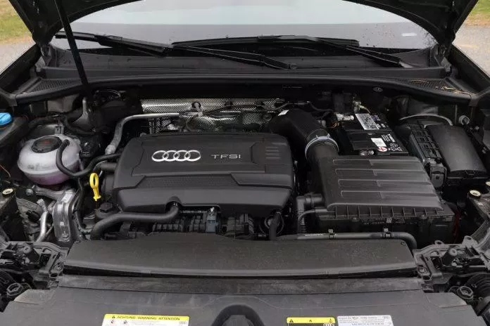 Động cơ của Audi Q3 2020. Ảnh: internet