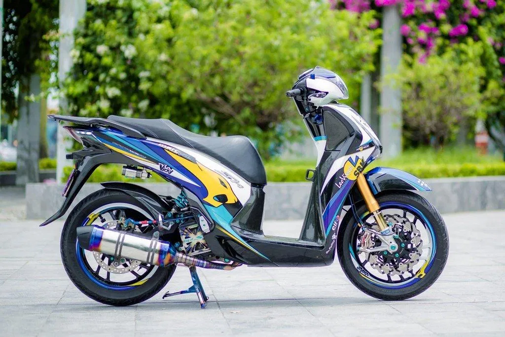 Mẫu xe độ Honda SH 150i. Ảnh: Dũng LêMẫu xe độ Honda SH 150i. Ảnh: Dũng Lê