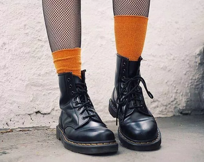 Boots Dr Marten phong phú về kiểu loại cũng như màu sắc. (nguồn ảnh: internet.)