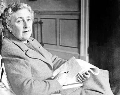 Tác giả Agatha Christie Tác giả Agatha Christie