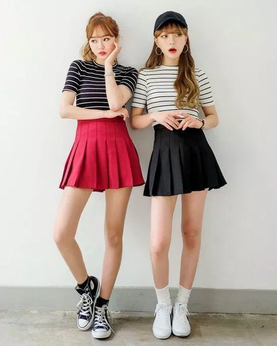 Chân váy cạp cao giúp bạn "ăn gian" chiều cao đáng kể. (Nguồn: Internet)