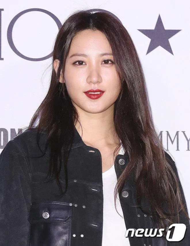Claudia Kim