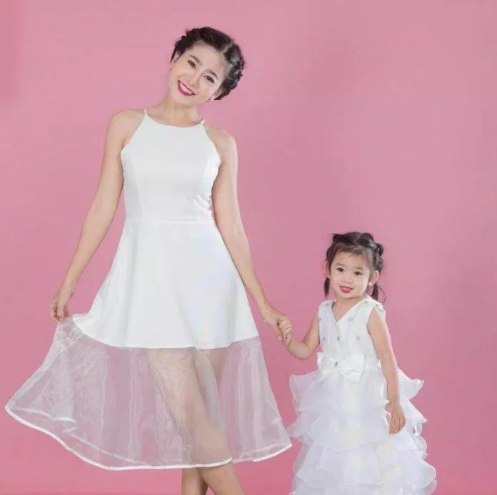 Con gái là nguồn động lức lớn nhất giúp Mai Phương kiên cường đối đầu bệnh tật (Nguồn: Internet) Con gái là nguồn động lức lớn nhất giúp Mai Phương kiên cường đối đầu bệnh tật (Nguồn: Internet)