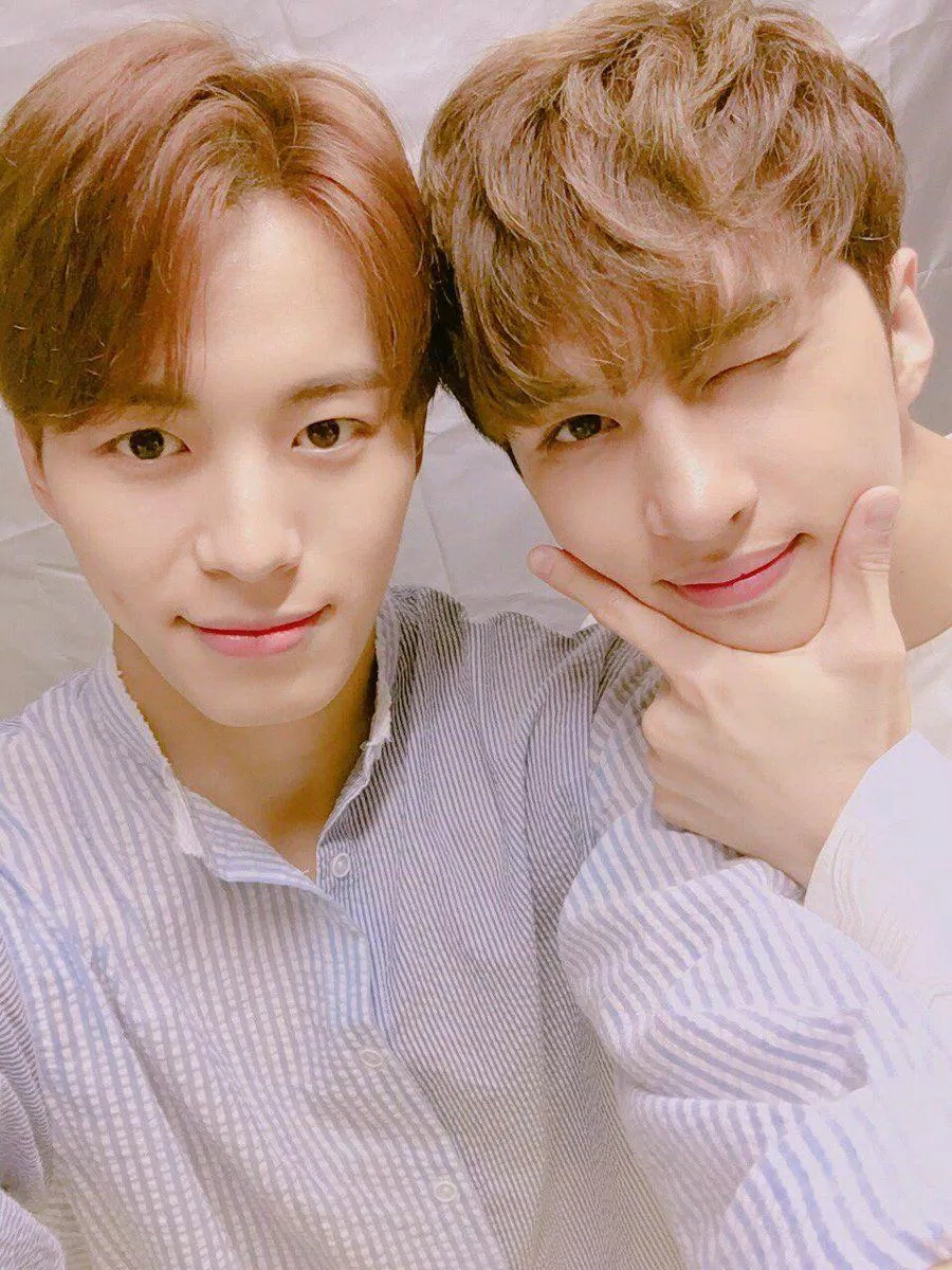 (Ảnh: Internet) Hongbin and Ken (VIXX)