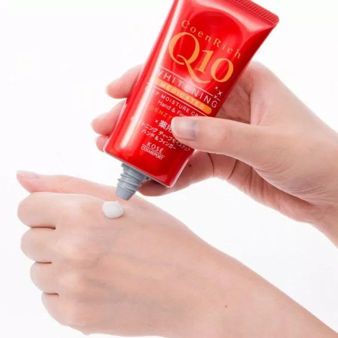 Kosé CoenRich Q10 Whitening Medicated kem dưỡng da tay