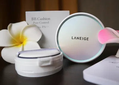 Phấn nước kiềm dầu Laneige BB Cushion Pore Control (ảnh: Internet)