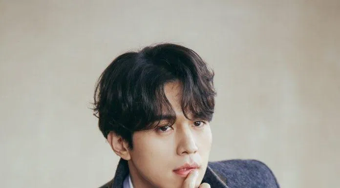 (Ảnh: Internet) Lee Dong Wook