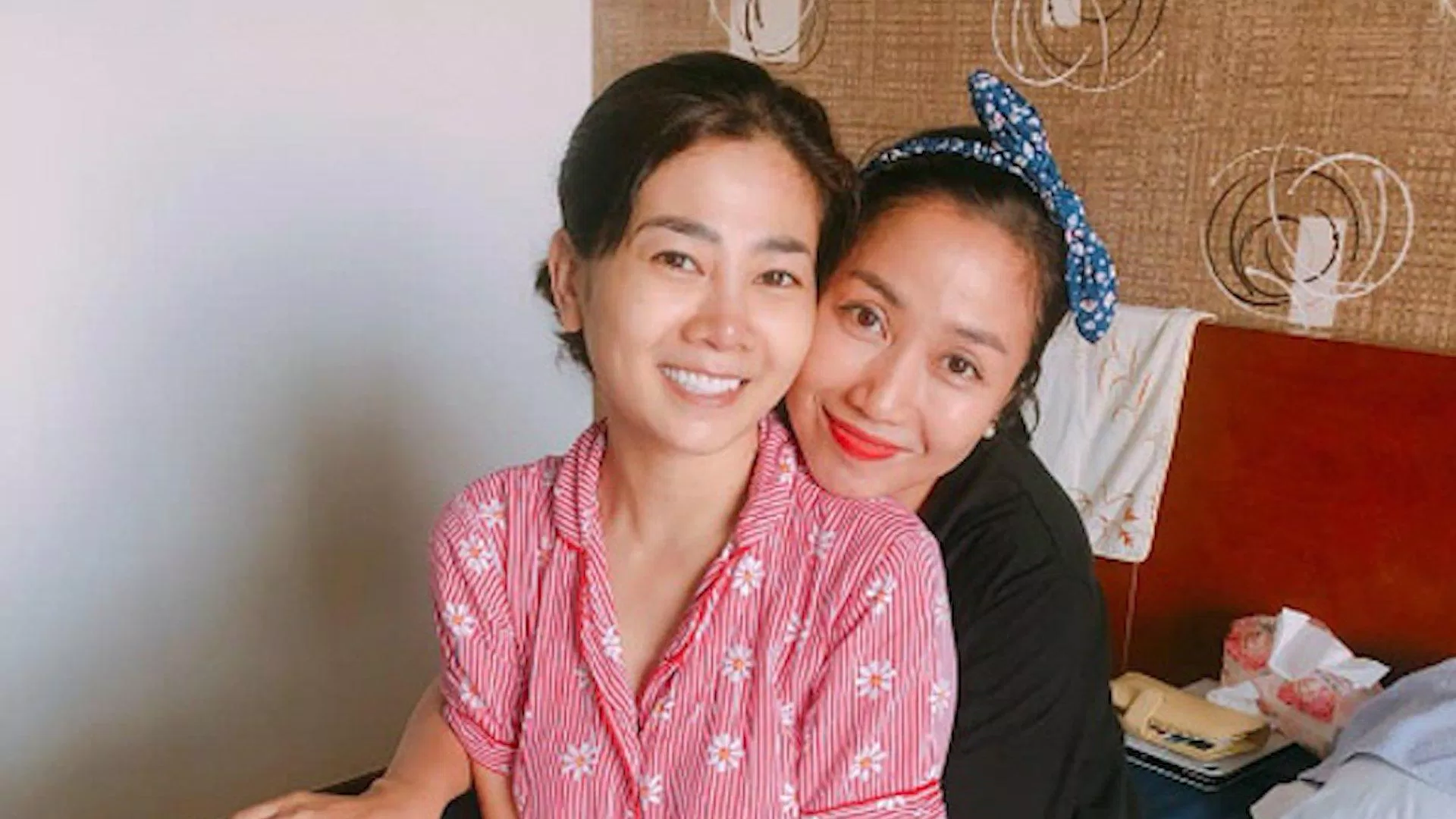 Ốc Thanh Vân là người đồng hành cùng cô trong quá trình chiến đấu với bệnh tật (Nguồn: Internet) Ốc Thanh Vân là người đồng hành cùng cô trong quá trình chiến đấu với bệnh tật (Nguồn: Internet)