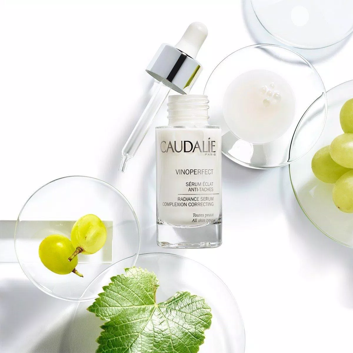 Vinoperfect Radiance Serum serum trị nám caudalie 2