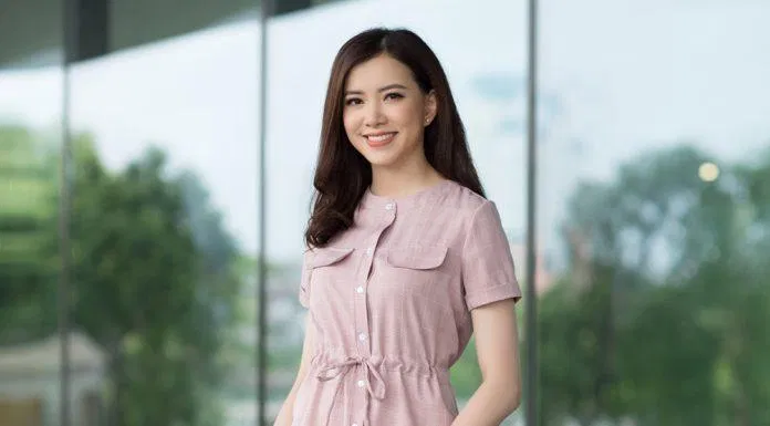 Những chiếc váy suông thắt eo sẽ phù hợp với người có cơ thể nhỏ bé hơn. (Nguồn: Internet)