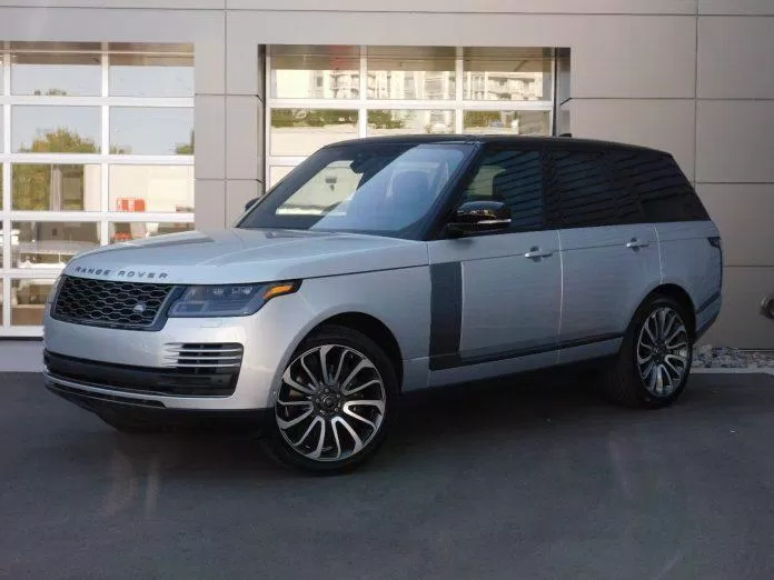 Land Rover Range Rover là mẫu xe off-road được đánh giá cao. Ảnh: internet