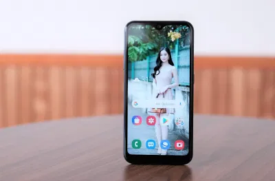 Khả năng hiển thị của Galaxy A01 ở mức ổn. Ảnh: internet