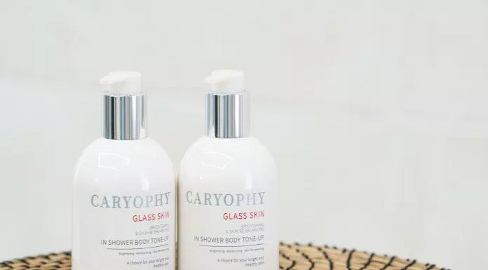 Kem dưỡng Caryophy Glass Skin có tác dụng dưỡng ẩm, dưỡng trắng và căng bóng da. (nguồn: Internet)