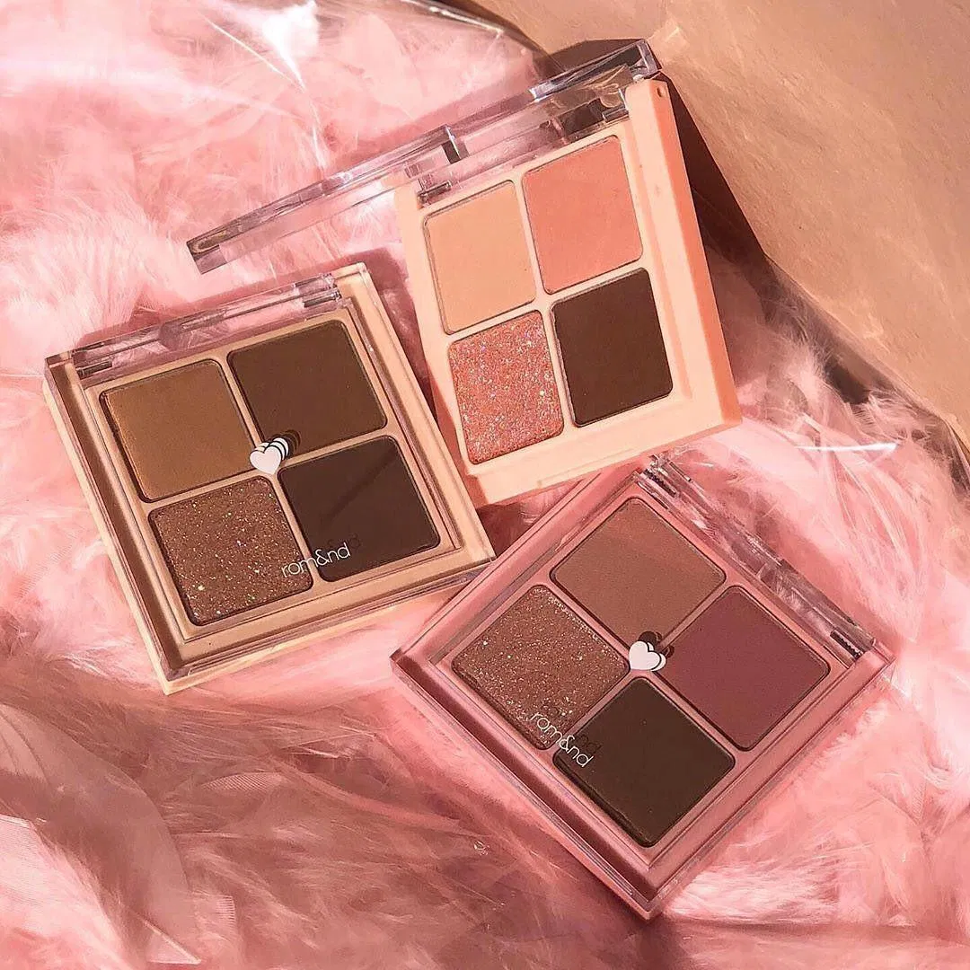 Sản phẩm có kết cấu 3 màu lỳ từ nhạt đến đậm và 1 màu nhũ, liên kết hài hòa (Ảnh: Internet) Sản phẩm có kết cấu 3 màu lỳ từ nhạt đến đậm và 1 màu nhũ, liên kết hài hòa (Ảnh: Internet)