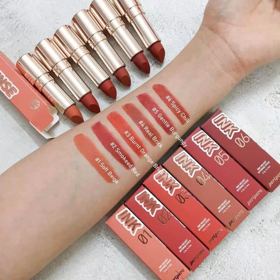 Peripera Ink Velvet Intense Stick tập trung vào các tông màu ấm, vừa cá tính vừa ngọt ngào