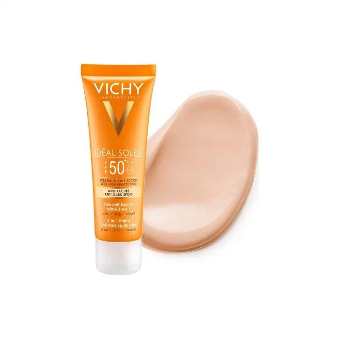 Sử dụng nguồn nước khoáng núi lửa Vichy, kem chống nắng 3 in 1 Vichy hứa hẹn sẽ giúp đỡ nàng không nhỏ trong việc điều trị, chăm sóc làn da mùa nắng. (Ảnh: Internet) Sử dụng nguồn nước khoáng núi lửa Vichy, kem chống nắng 3 in 1 Vichy hứa hẹn sẽ giúp đỡ nàng không nhỏ trong việc điều trị, chăm sóc làn da mùa nắng. (Ảnh: Internet)