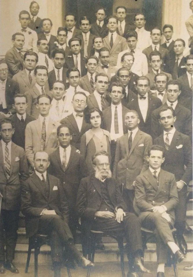 Nise da Silveira là nữ cử nhân duy nhất tốt nghiệp. (Nguồn: Internet). Nise da Silveira là nữ cử nhân duy nhất tốt nghiệp. (Nguồn: Internet).