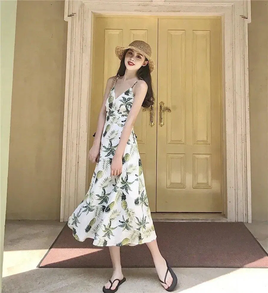 Váy maxi chính là item ruột trong những chuyến đi chơi. (Nguồn: Internet)