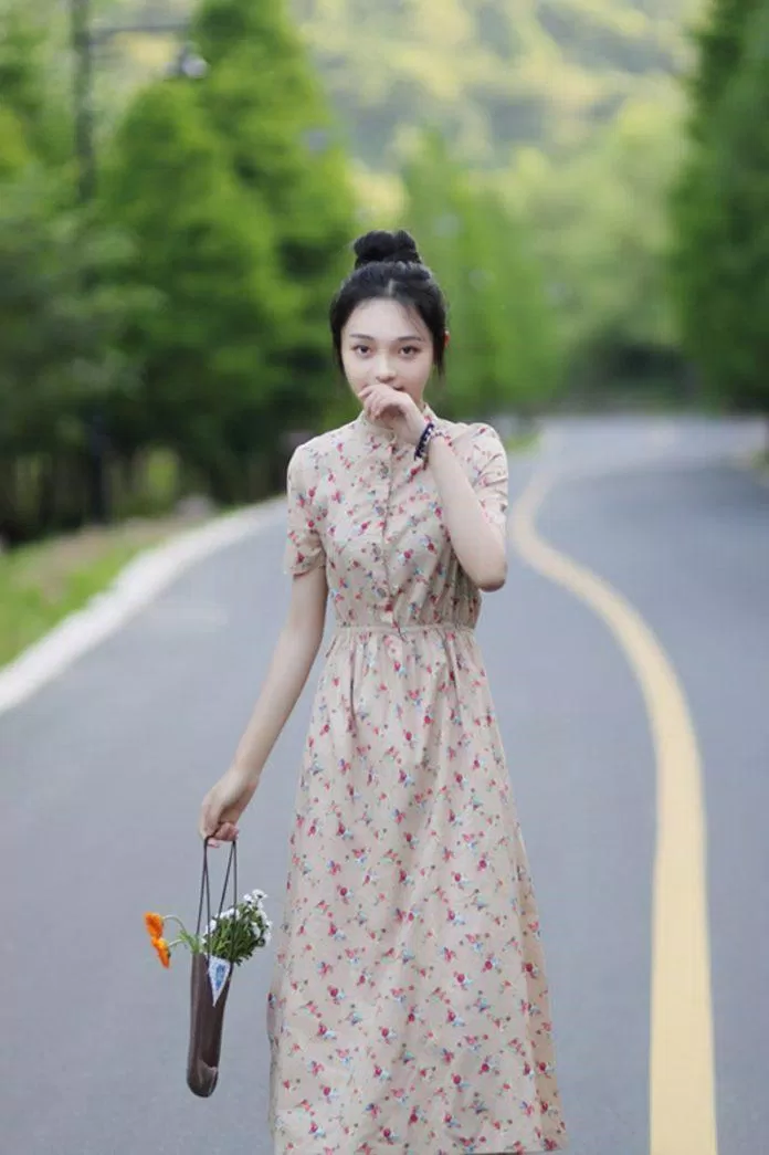 Váy maxi rất đa dạng kiểu dáng, màu sắc. (Nguồn: Internet)