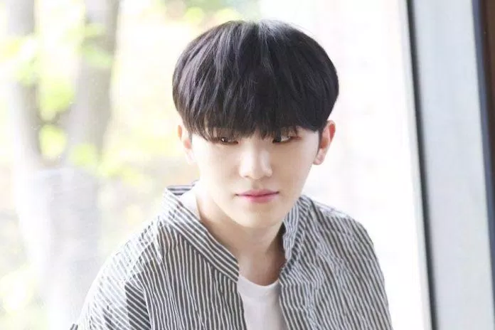 Woozi (SEVENTEEN) - Thành viên chịu trách nhiệm sản xuất, sáng tác cho nhóm